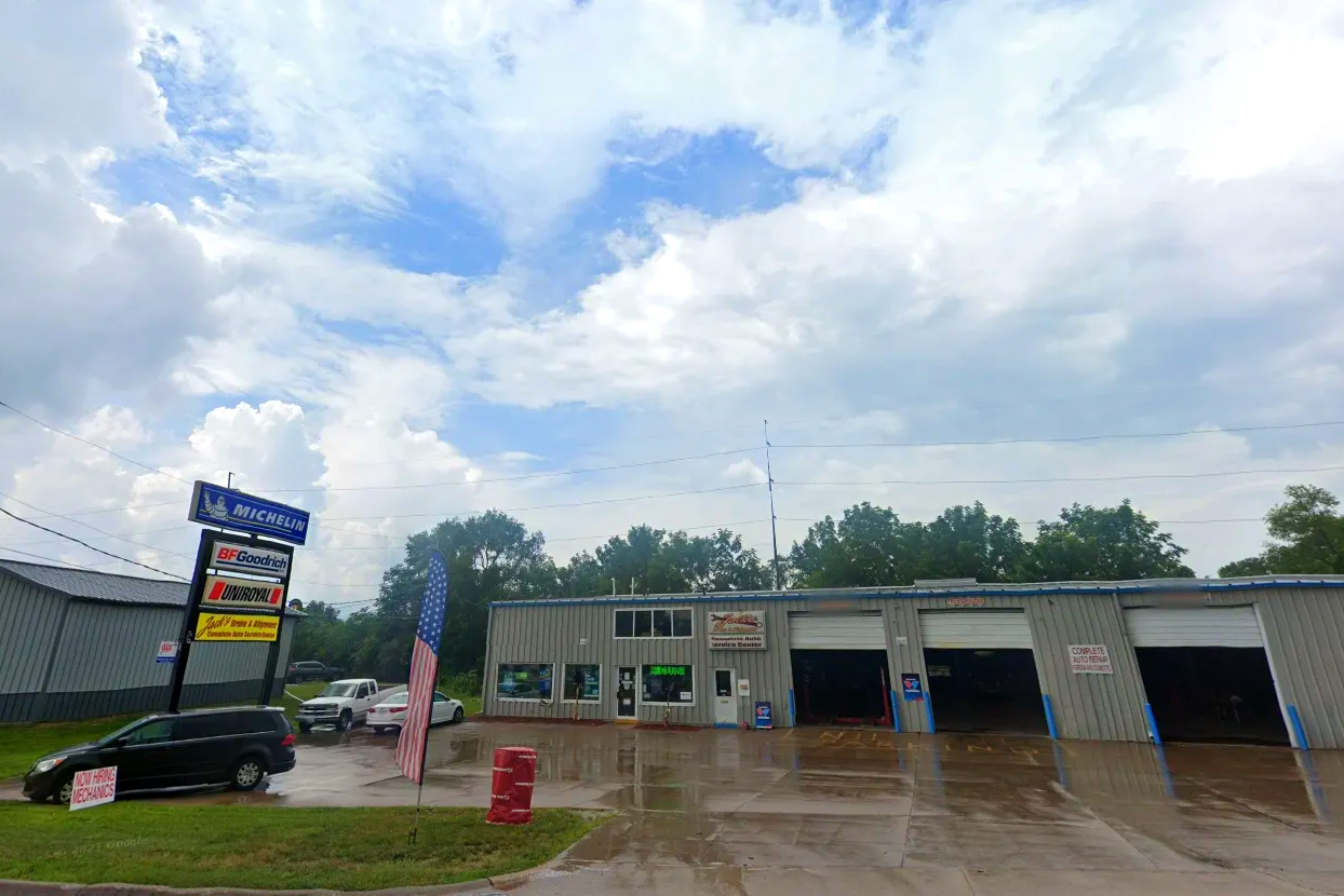 Jack's Brake & Alignment shop on Eastern Avenue, Davenport, Iowa
